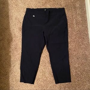 Navy Pull On Capris/Crops